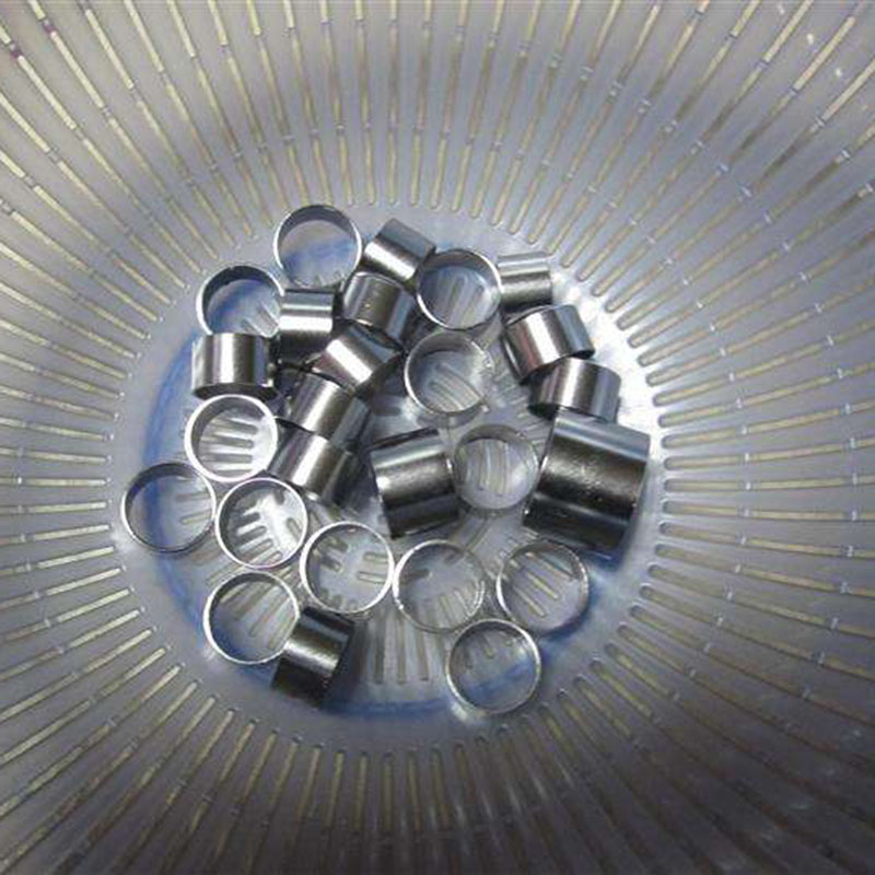 cum să curățați rapid piesele hardware de precizie?
