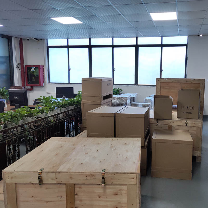 Far East Tech Technology livrează într-o manieră ordonată pentru a se asigura că clienții pot primi mărfurile înainte de vacanța de vară în Europa